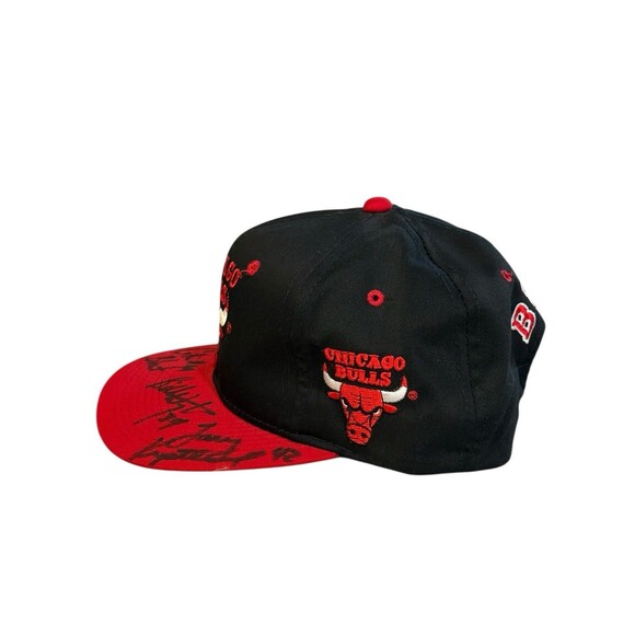 Vintage 90’s Chicago Bulls Snapback Cap Hat With Signatures New With Tags!
